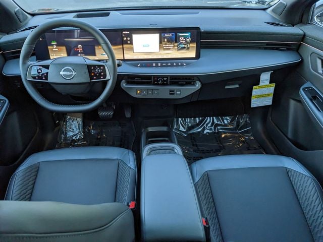 2026 Nissan LEAF PLATINUM+