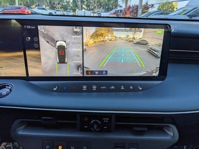 2026 Nissan LEAF PLATINUM+