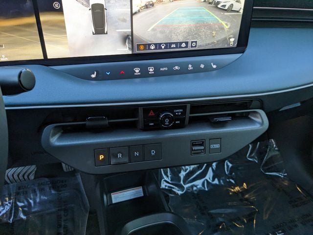 2026 Nissan LEAF PLATINUM+