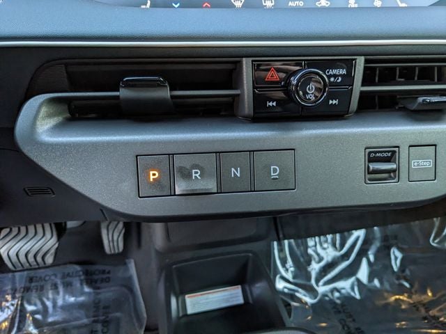 2026 Nissan LEAF PLATINUM+