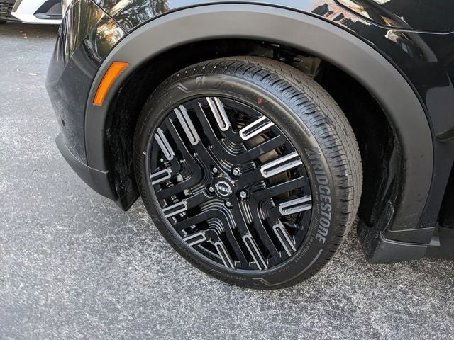 2026 Nissan LEAF PLATINUM+