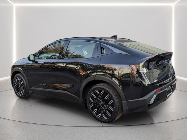 2026 Nissan LEAF PLATINUM+