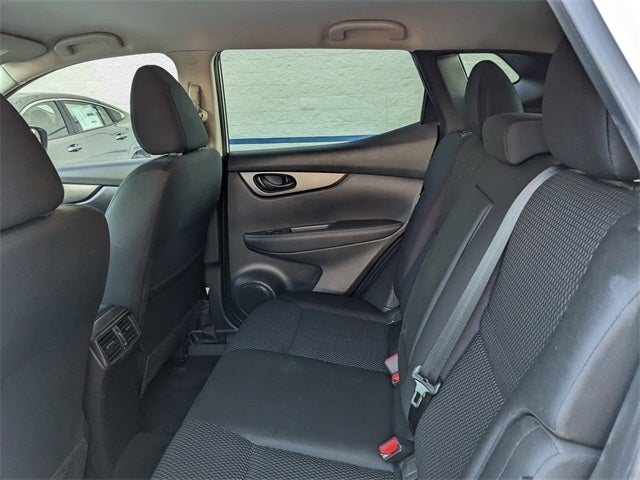 2022 Nissan Rogue Sport S