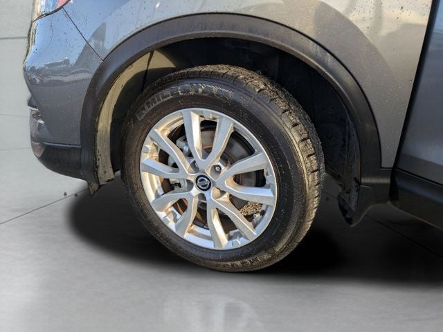 2021 Nissan Rogue Sport SV