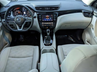 2022 Nissan Rogue Sport SV