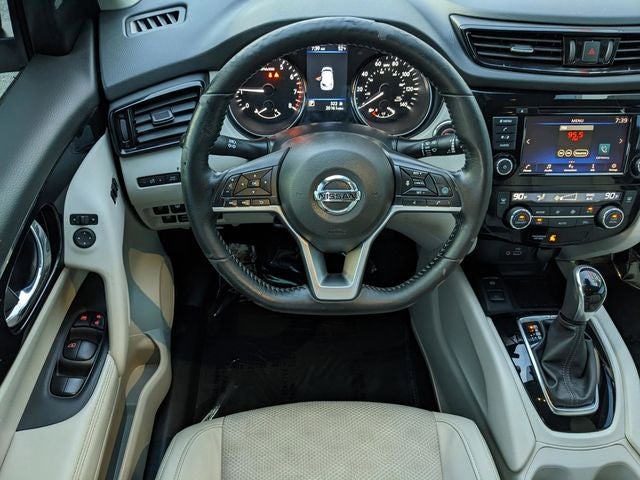 2022 Nissan Rogue Sport SV