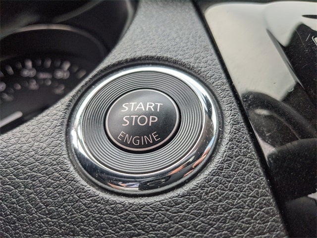 2020 Nissan Rogue Sport SV