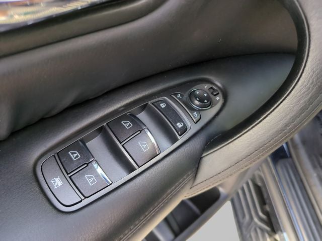 2022 Nissan Armada SL