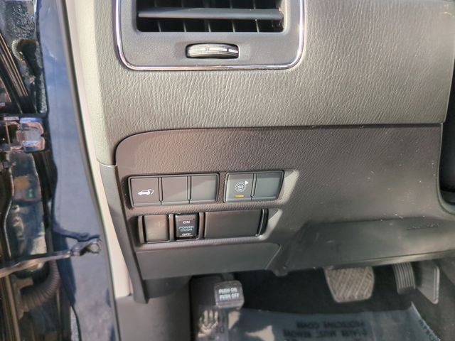 2022 Nissan Armada SL