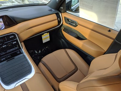 2025 Nissan Armada SL