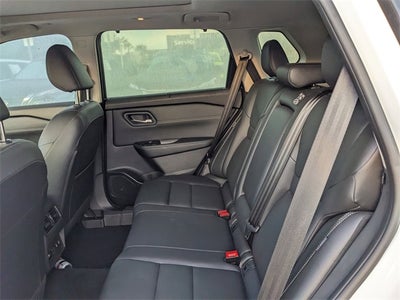 2024 Nissan Rogue SL