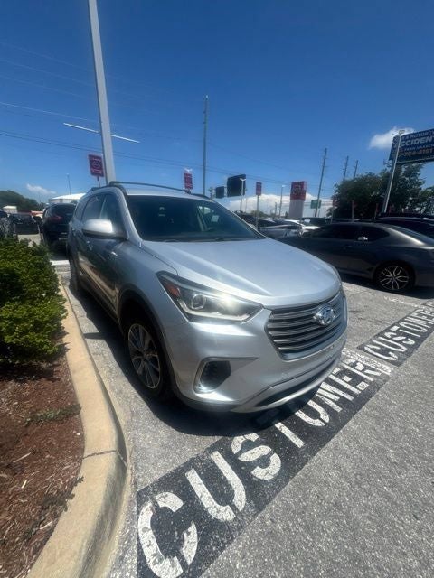 2018 Hyundai Santa Fe SE