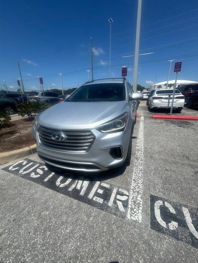 2018 Hyundai Santa Fe SE