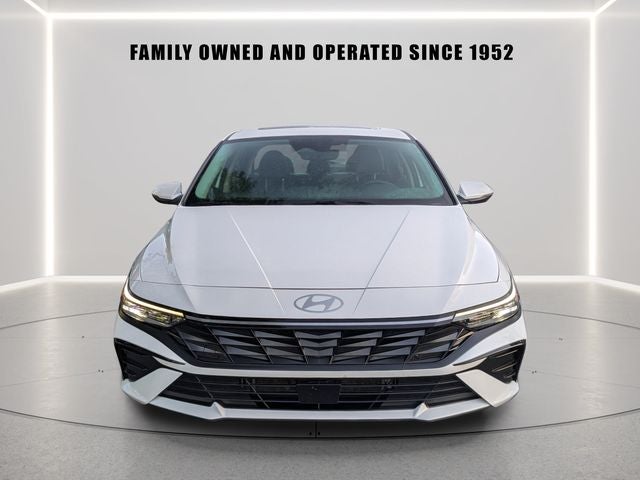 2025 Hyundai Elantra Hybrid Limited