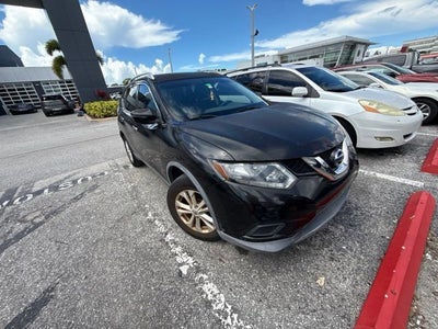 2016 Nissan Rogue SV