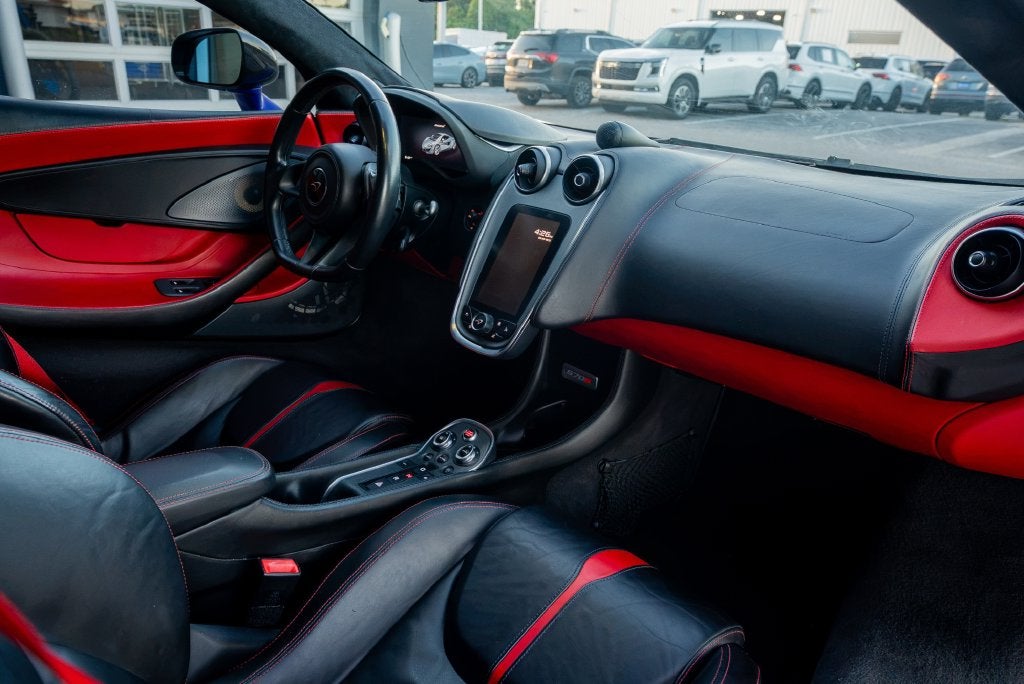 2017 McLaren 570S Base