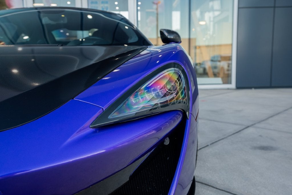 2017 McLaren 570S Base
