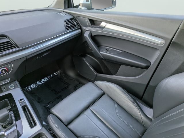 2025 Audi Q5 45 S line Premium quattro