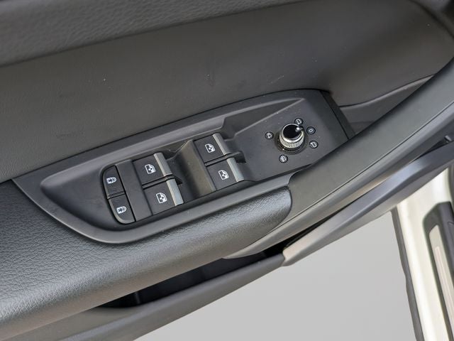 2025 Audi Q5 45 S line Premium quattro