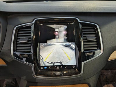 2024 Volvo XC90 B5 Plus