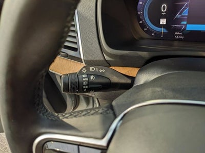 2024 Volvo XC90 B5 Plus