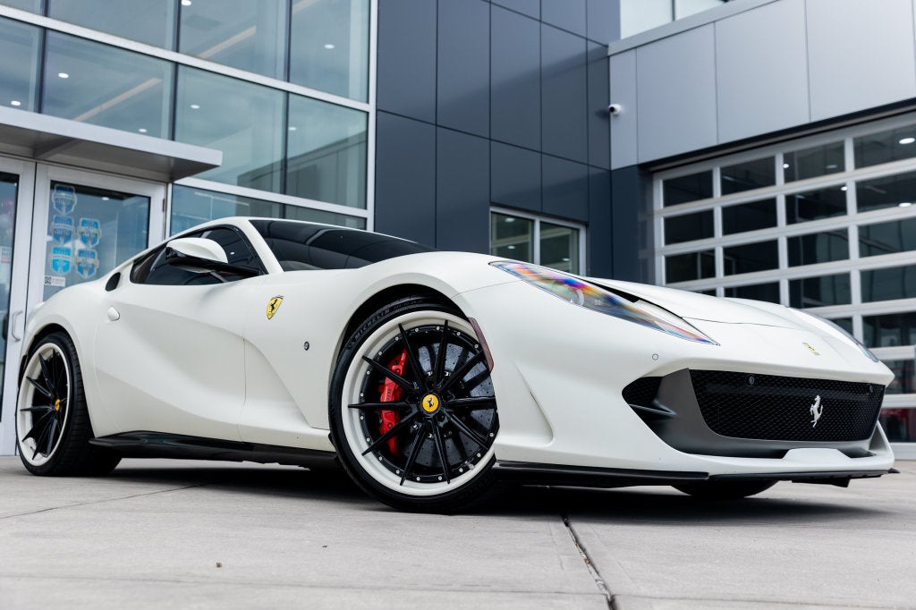 2019 Ferrari 812 Superfast Base