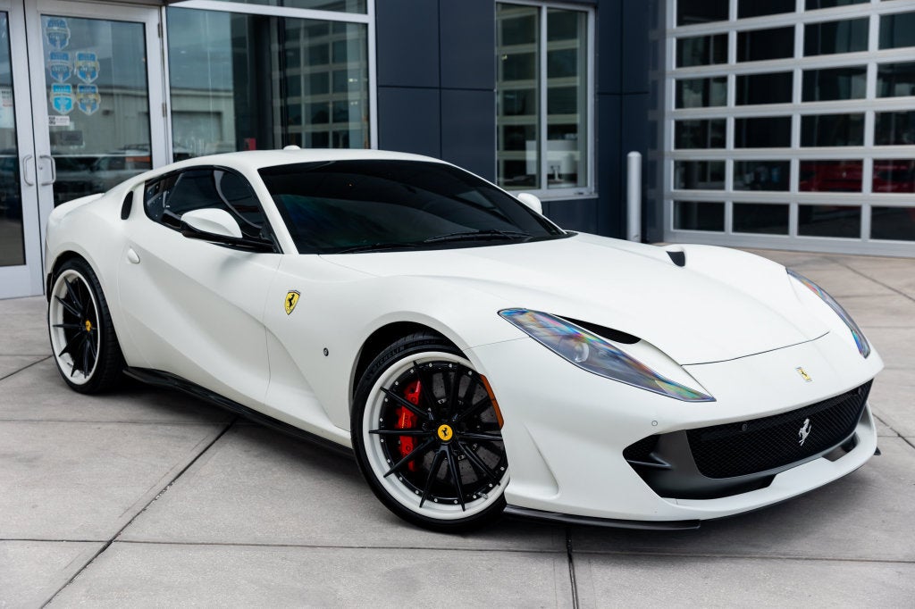 2019 Ferrari 812 Superfast Base
