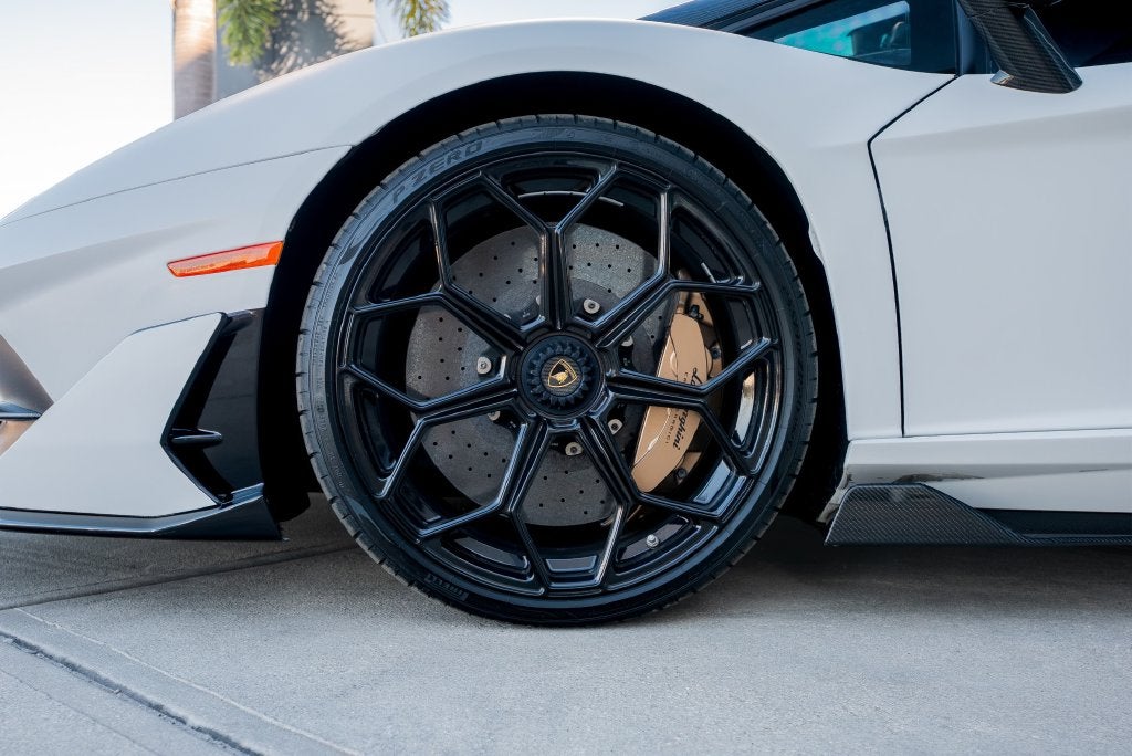 2019 Lamborghini Aventador LP770-4 SVJ