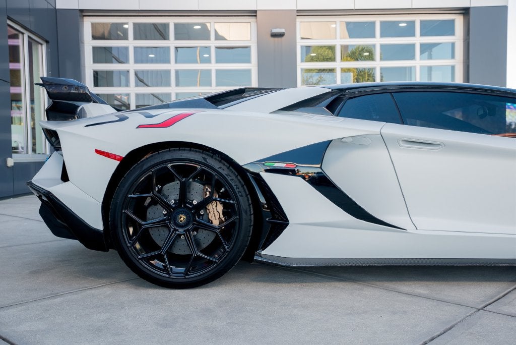 2019 Lamborghini Aventador LP770-4 SVJ
