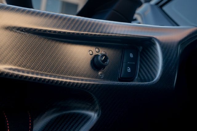 2023 Lamborghini Huracan STO Base
