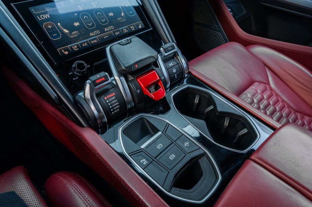 2021 Lamborghini Urus Base