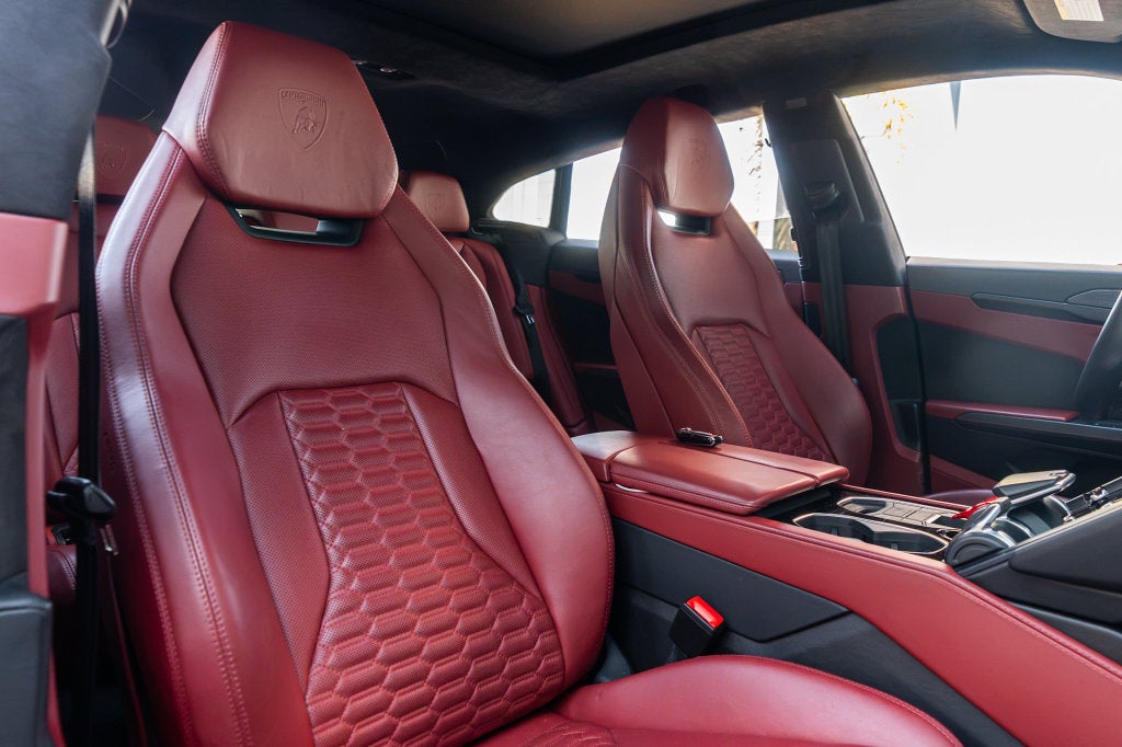 2021 Lamborghini Urus Base