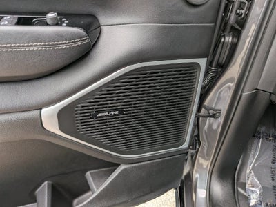 2023 Jeep Wagoneer Base