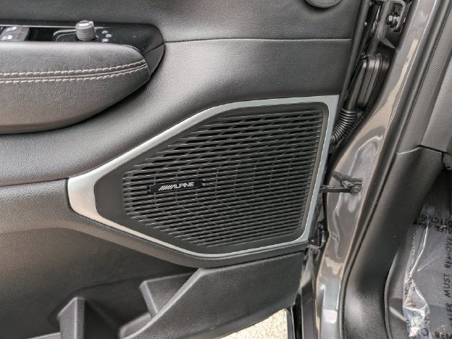 2023 Jeep Wagoneer Base