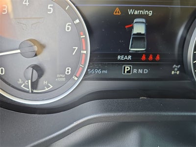 2024 Nissan Titan SV