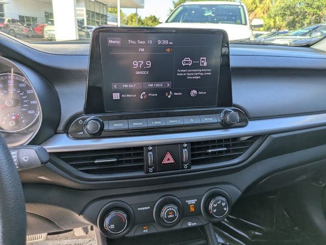 2023 Kia Forte LX