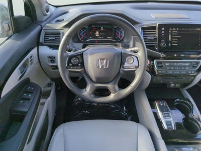 2022 Honda Pilot Touring 8 Passenger