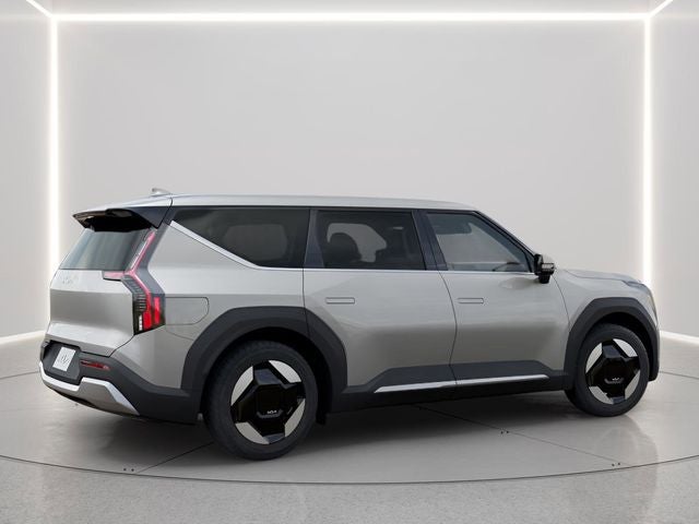 2026 Kia EV9 Light Long Range