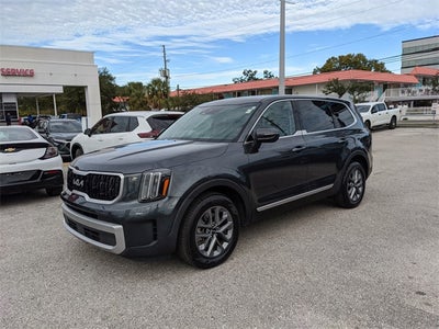 2023 Kia Telluride LX