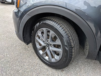 2023 Kia Telluride LX