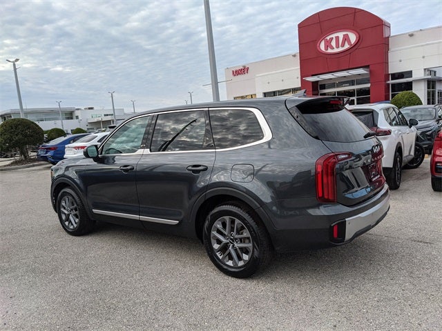 2023 Kia Telluride LX