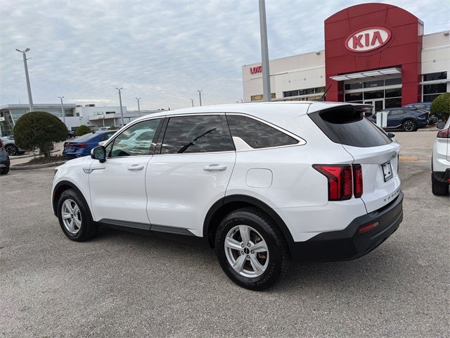 2022 Kia Sorento LX