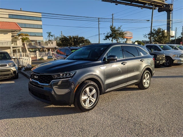 2022 Kia Sorento LX