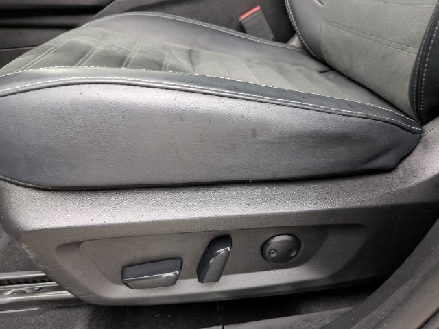 2024 Mitsubishi Outlander SE Black Edition w/Pano Roof