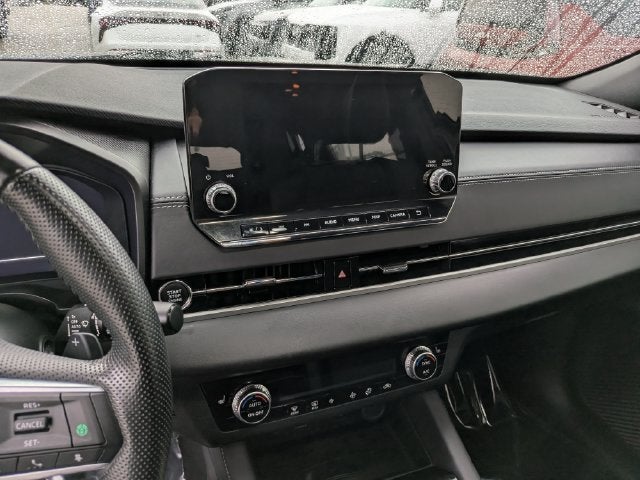 2024 Mitsubishi Outlander SE Black Edition w/Pano Roof