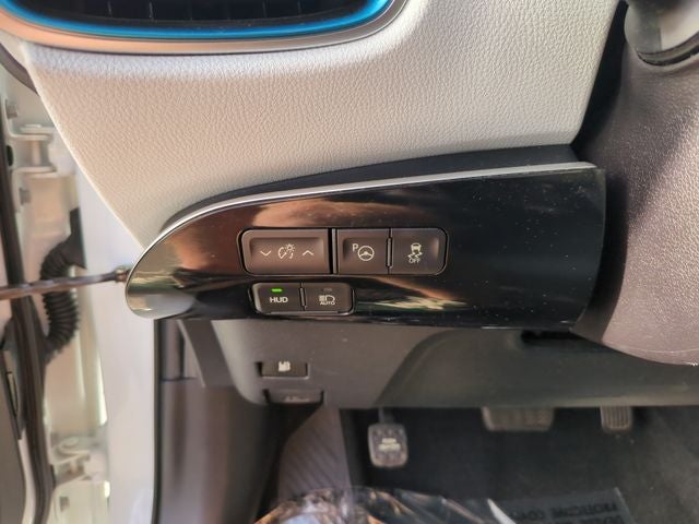 2022 Toyota Prius XLE