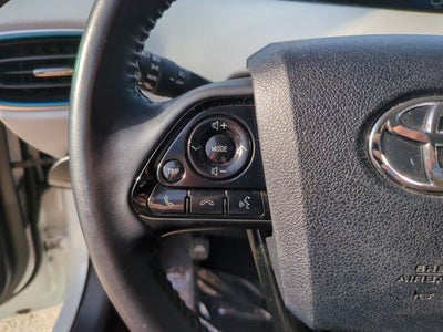 2022 Toyota Prius XLE