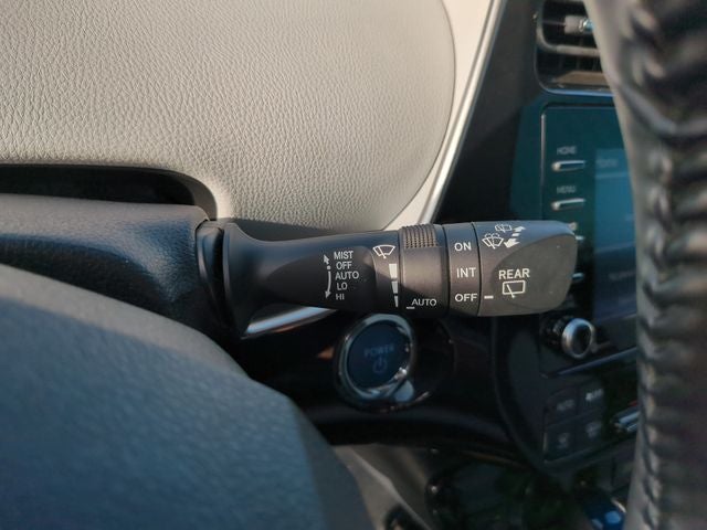 2022 Toyota Prius XLE