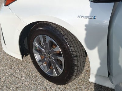 2022 Toyota Prius XLE