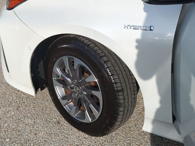 2022 Toyota Prius XLE